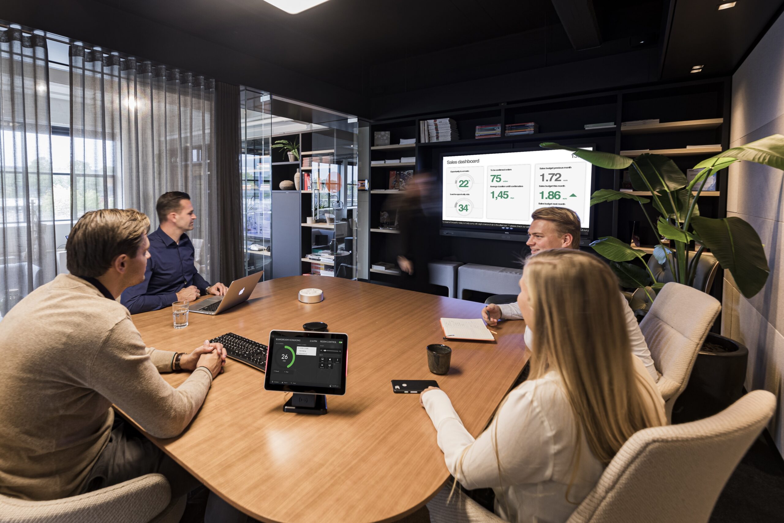 Generative AI and custom software development solutions for Swiss businesses in Geneva